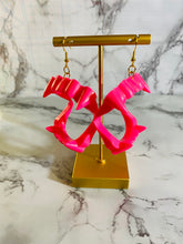 Load image into Gallery viewer, Vampire Teeth Earrings