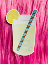 Charger l'image dans la galerie, Lemonade sticker with straw and a slice of lemon on the glass.
